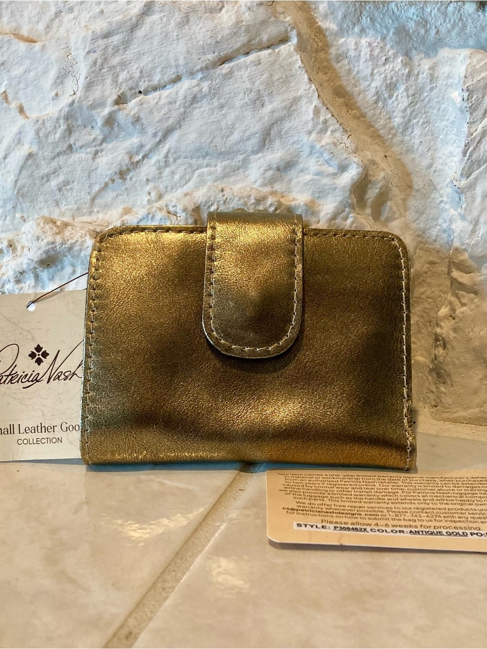 NWT Patricia Nash “metallic Iberia” wallet in metallic gold leather